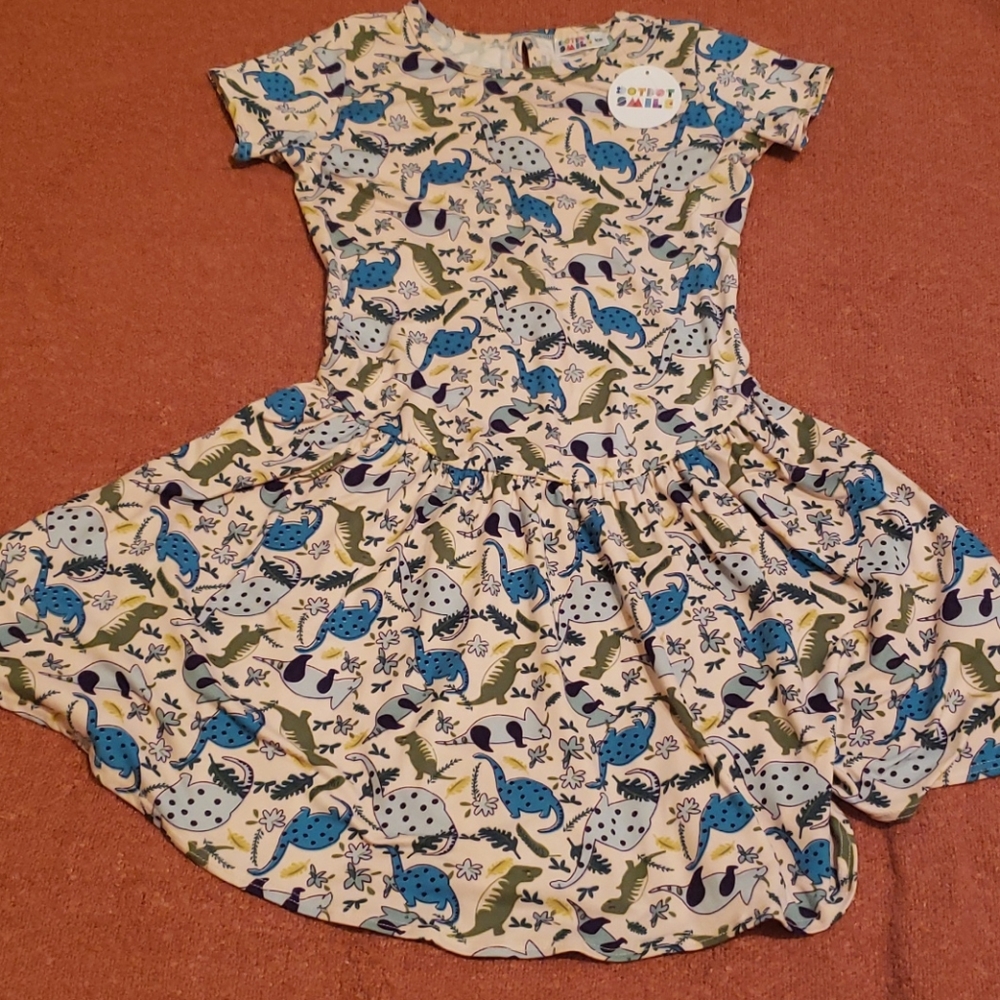 BNWT dot dot smile dress